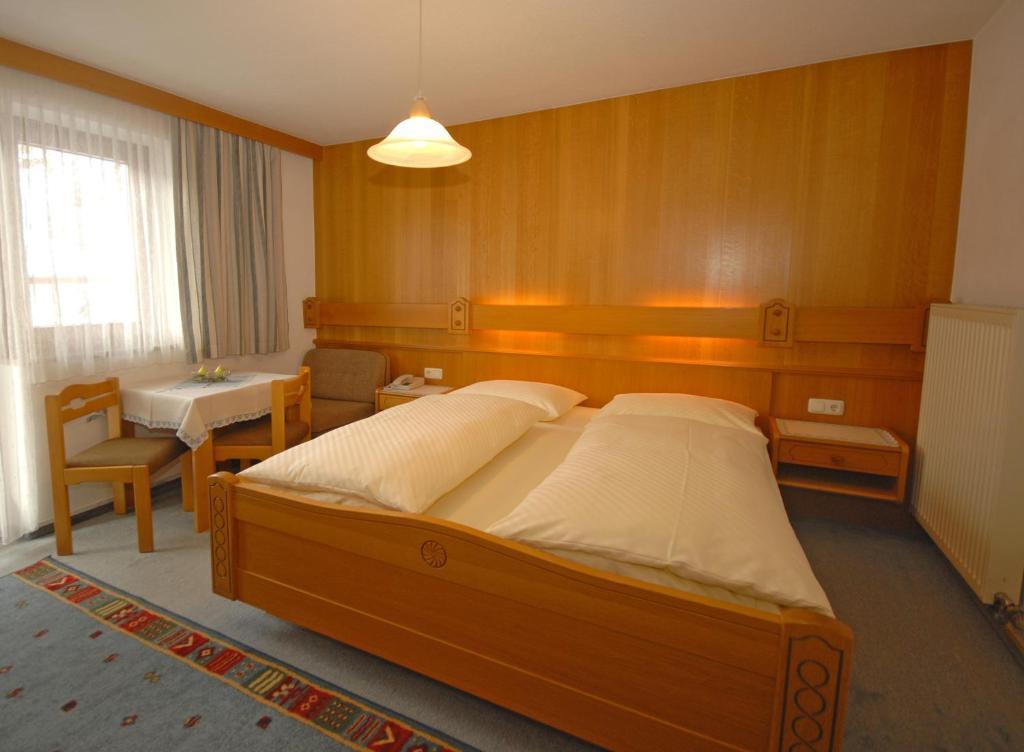Pension Riedlsperger Saalbach-Hinterglemm Rom bilde