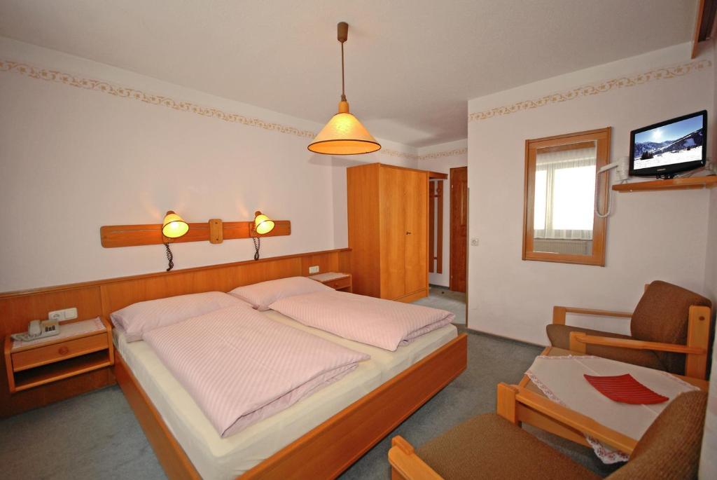 Pension Riedlsperger Saalbach-Hinterglemm Rom bilde